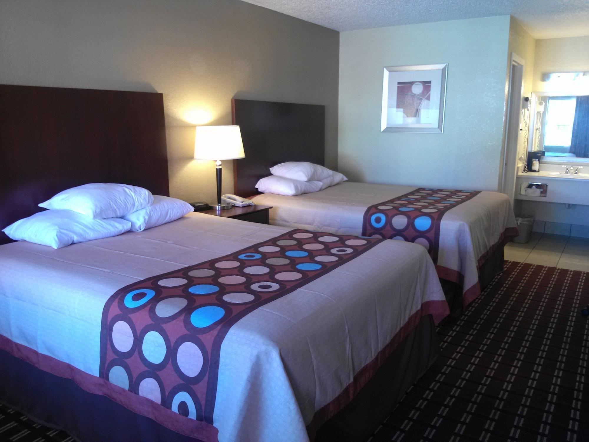 Super 8 By Wyndham Kerrville Tx Exterior foto